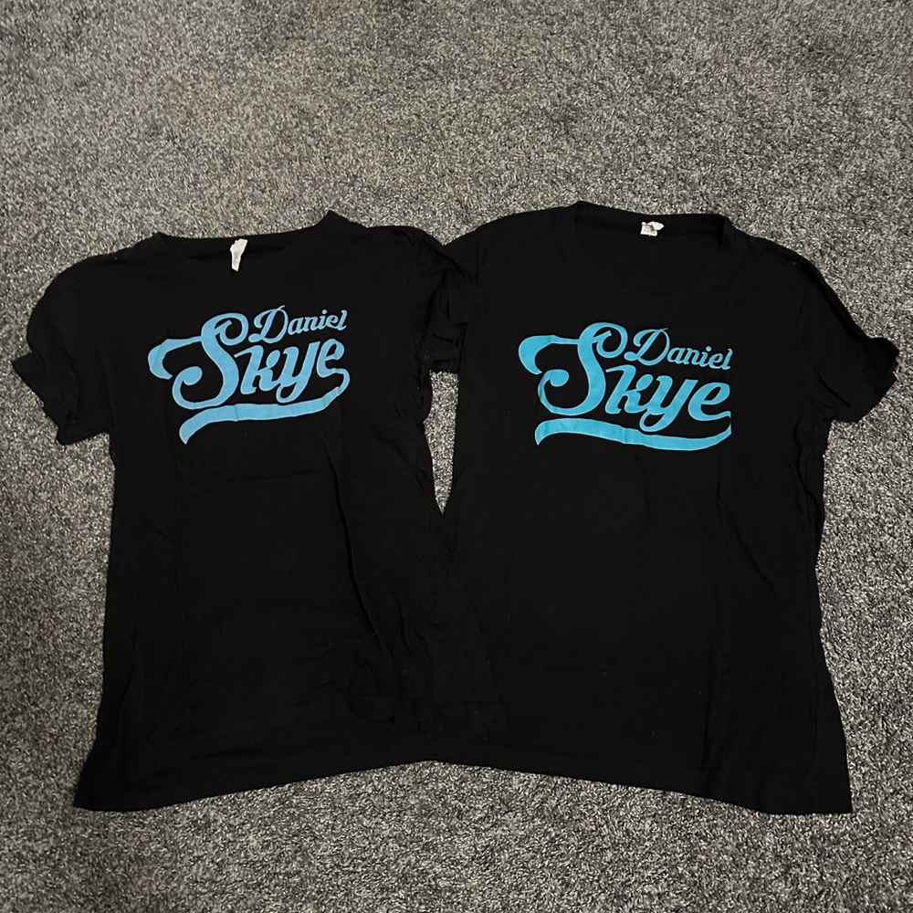 MAGCON Daniel Skye Tee’s (Both size XL)